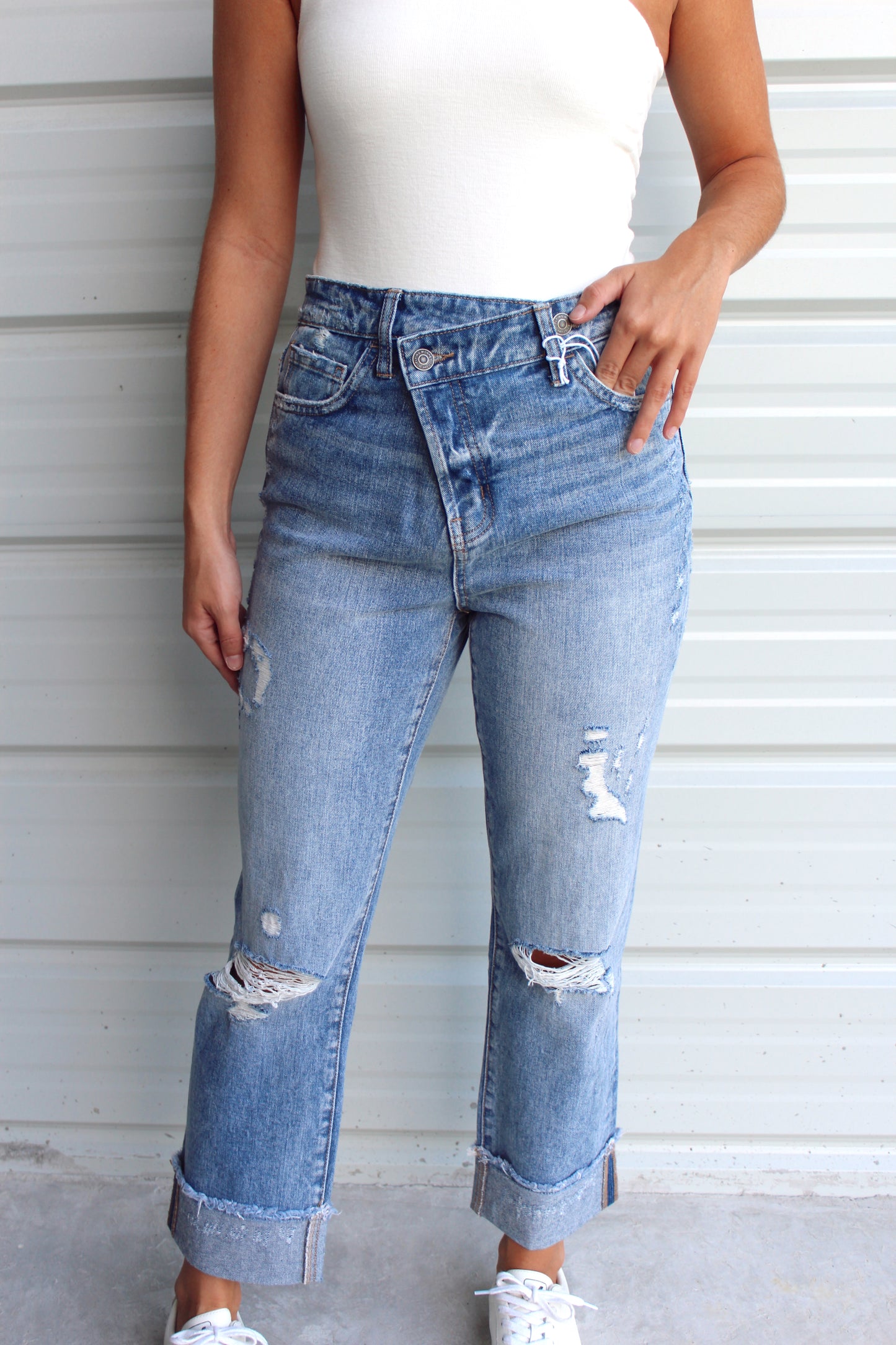 Criss Cross Vintage Boyfriend Jeans