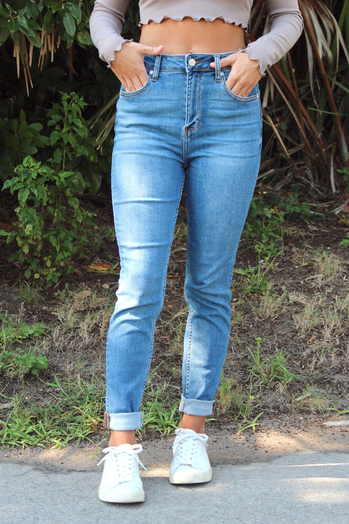The Jamyson Jeans- Medium Wash